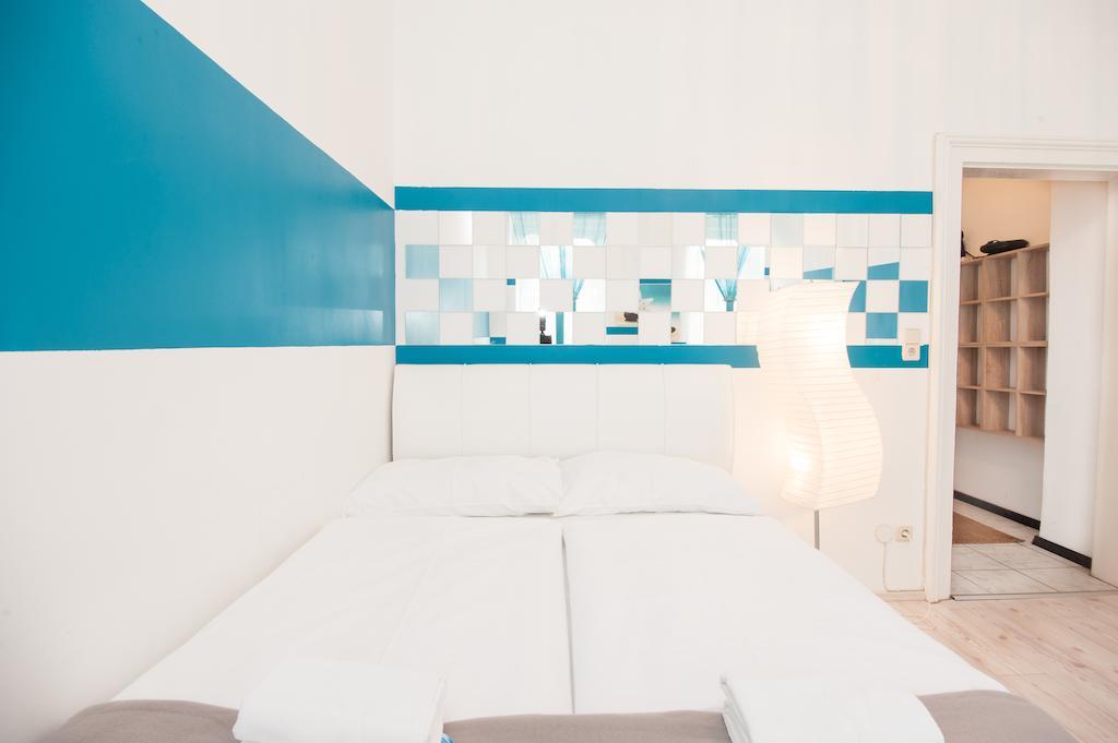 Royal Resort Apartments Westbahnhof Viena Cameră foto